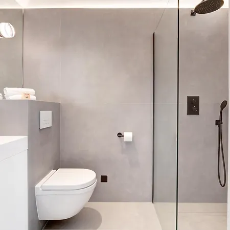 Immogroom - 2 Min Du Palais - - Luxury - Ac *